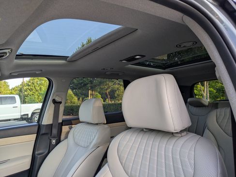 Used 2023 Hyundai Palisade Limited AWD/4WD image 28