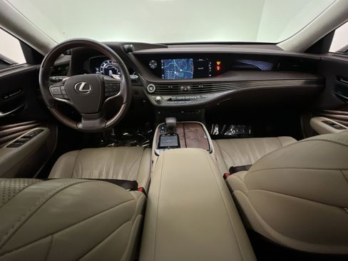 Used 2018 Lexus LS 500 AWD image 21