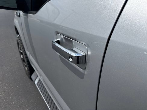 Used 2016 Ford F150 XLT w/ Equipment Group 302A Luxury AWD/4WD image 11