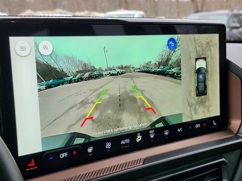 Certified 2025 Ford Bronco Sport Outer Banks w/ Outer Banks Tech Package+ image 21