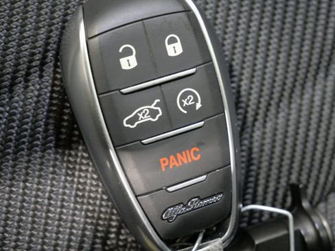 Used 2024 Alfa Romeo Tonale Ti image 29