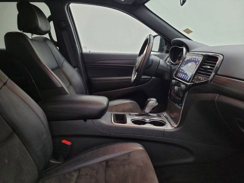 Used 2021 Jeep Grand Cherokee Laredo X image 21