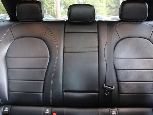 Used 2020 Mercedes-Benz GLC 350e 4MATIC image 64