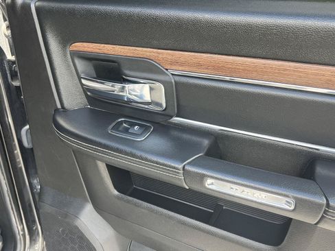 Used 2018 RAM 2500 Laramie w/ Sport Appearance Group AWD/4WD image 23