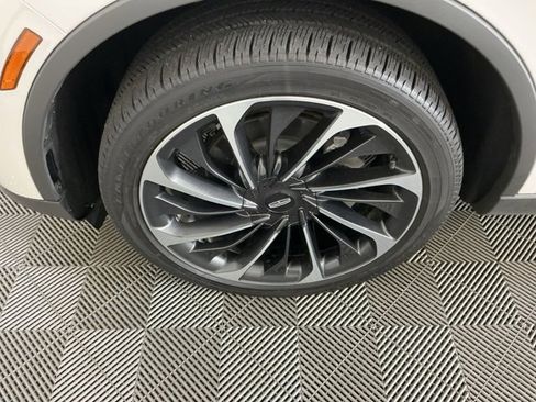 Used 2025 Lincoln Aviator Reserve w/ Equipment Group 201A image 36