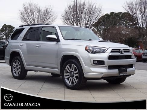 Used 2022 Toyota 4Runner TRD Sport image 1