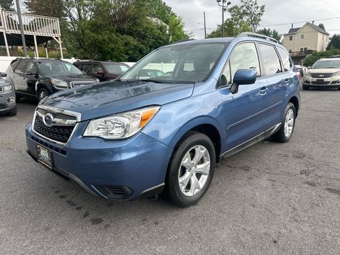 Used 2015 Subaru Forester 2.5i Premium w/ All-Weather Package AWD/4WD image 8