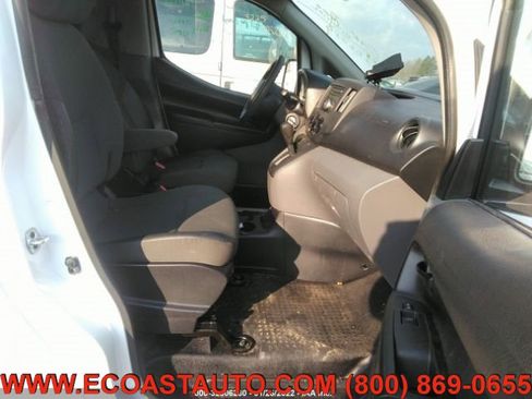 Used 2017 Nissan NV200 S image 6