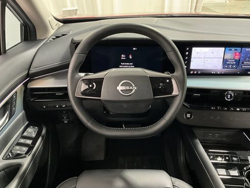 Used 2025 Nissan Murano SL AWD/4WD image 7