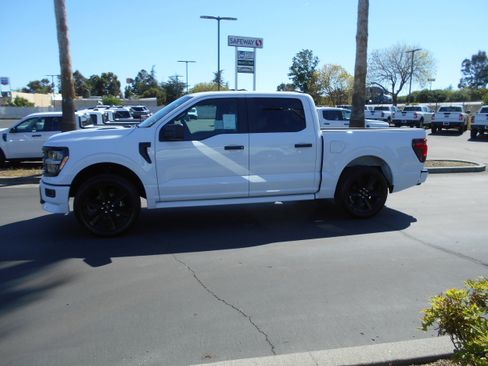 New 2026 Ford F150 STX w/ F-150 LOBO Package image 31