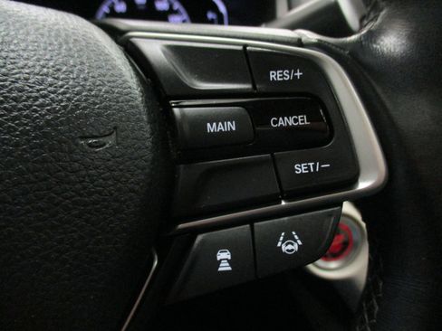 Used 2018 Honda Accord EX-L image 25