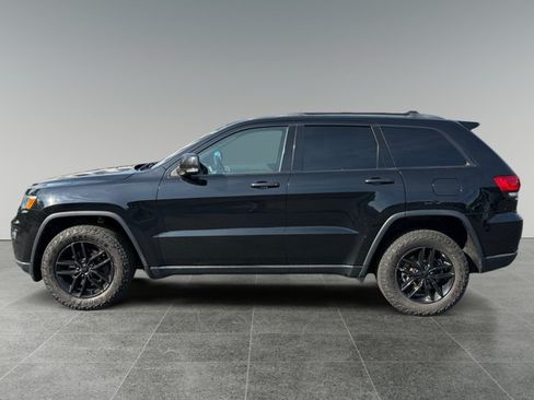 Used 2019 Jeep Grand Cherokee Limited AWD/4WD image 2
