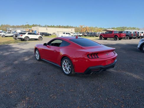Used 2024 Ford Mustang GT Premium image 4