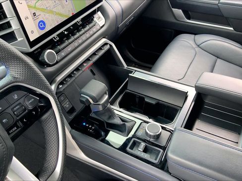 Certified 2025 Toyota Tundra Platinum AWD/4WD image 16