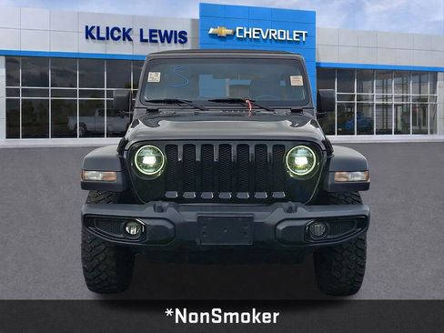 Used 2020 Jeep Wrangler Unlimited Sport AWD/4WD image 2