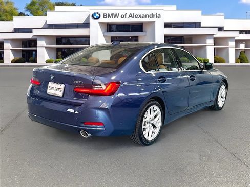 Used 2026 BMW 330i xDrive Sedan AWD/4WD image 5