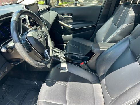 Used 2020 Toyota Corolla XLE FWD image 11