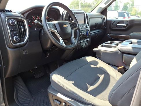 Used 2021 Chevrolet Silverado 1500 LT w/ Z71 Off-Road Package AWD/4WD image 12