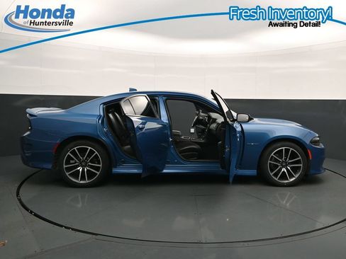 Used 2022 Dodge Charger R/T w/ Plus Group RWD image 41