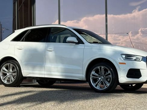 Used 2016 Audi Q3 2.0T Premium Plus w/ Technology Package FWD image 16