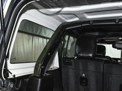 Used 2023 Jeep Wrangler Unlimited Rubicon 4xe w/ Cold Weather Group image 68