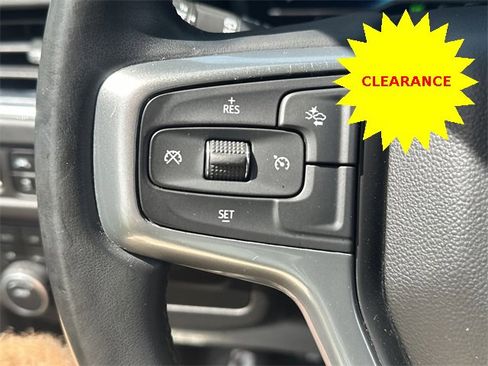 Used 2023 Chevrolet Suburban LT image 40