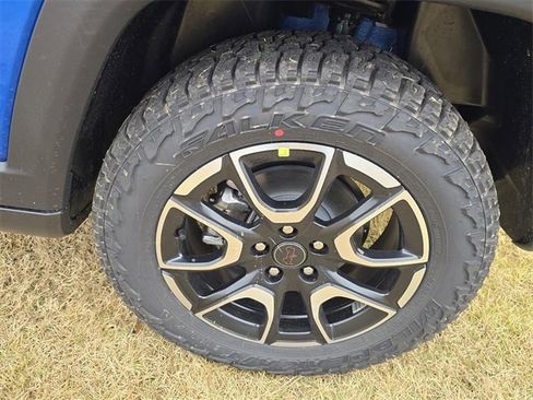 New 2026 Jeep Compass Trailhawk image 7