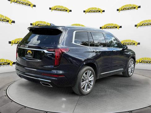 Used 2022 Cadillac XT6 Premium Luxury FWD image 5