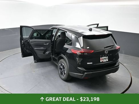 Used 2025 Nissan Rogue SV AWD/4WD image 62