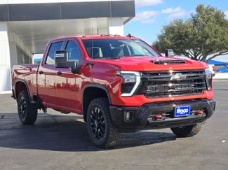 New 2026 Chevrolet Silverado 2500 LT w/ Trail Boss Package video 2