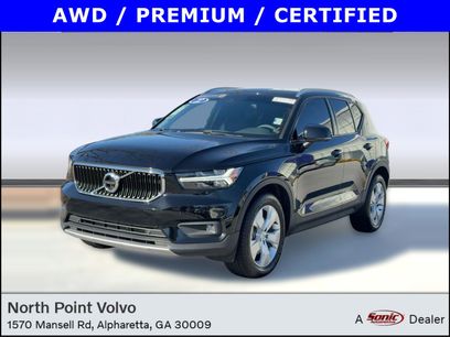 Certified 2022 Volvo XC40 T5 Momentum