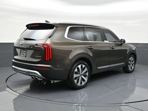 Used 2021 Kia Telluride EX w/ EX Premium Package image 5