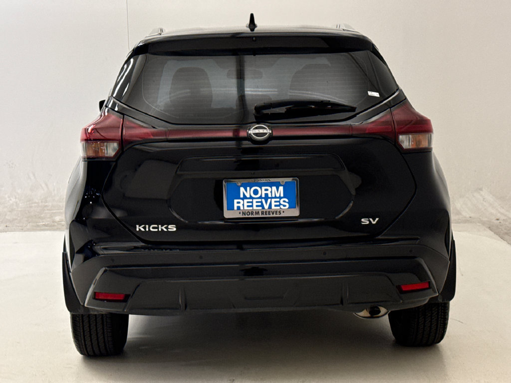 Used 2024 Nissan Kicks SV FWD image 8