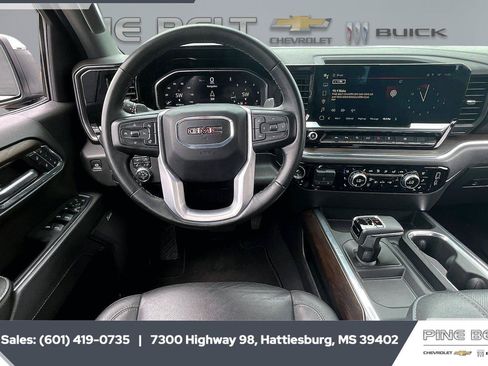Used 2024 GMC Sierra 1500 SLT w/ SLT Premium Plus Package AWD/4WD image 6