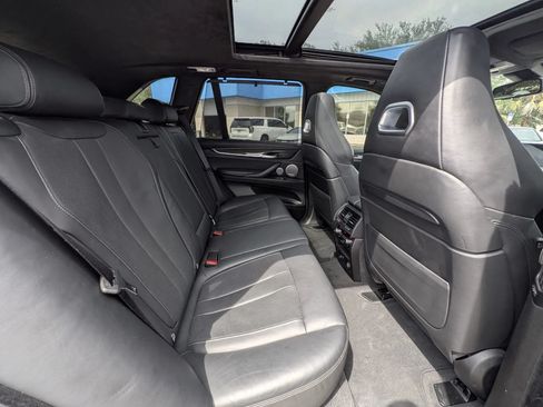 Used 2015 BMW X5 M AWD/4WD image 10