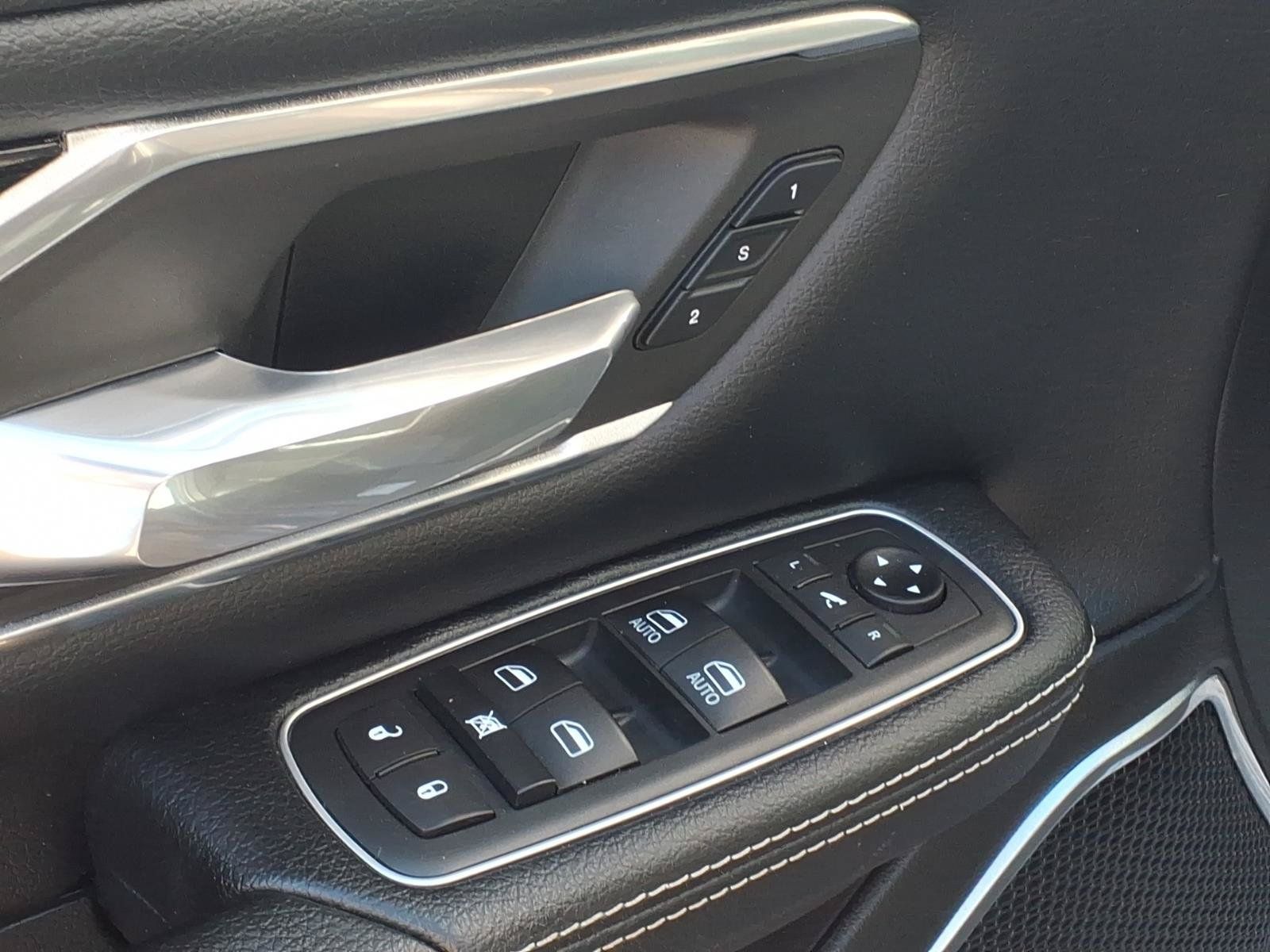 Used 2020 RAM 1500 Laramie w/ Sport Appearance Package AWD/4WD image 15
