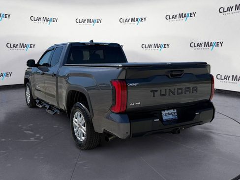Used 2022 Toyota Tundra SR5 w/ SR5 Convenience Package AWD/4WD image 3