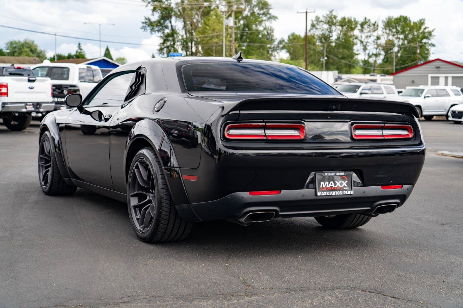 Used 2019 Dodge Challenger R/T Scat Pack w/ Widebody Package RWD image 13