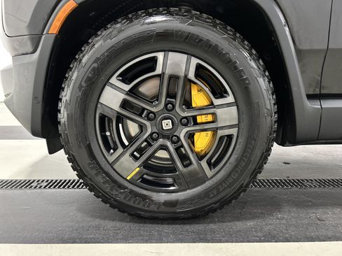 Used 2023 Rivian R1S Adventure Quad AWD/4WD image 9