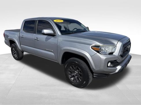 Used 2020 Toyota Tacoma SR5 AWD/4WD image 8