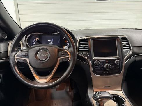 Used 2014 Jeep Grand Cherokee Limited w/ Trailer Tow Group IV image 30