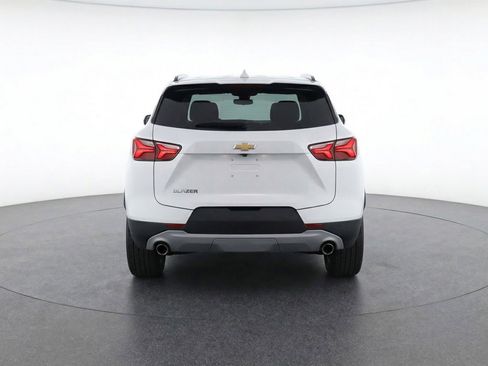 Used 2025 Chevrolet Blazer LT FWD image 7