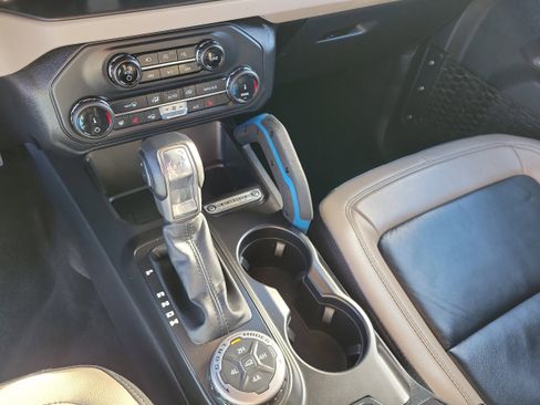 Certified 2022 Ford Bronco Wildtrak image 31