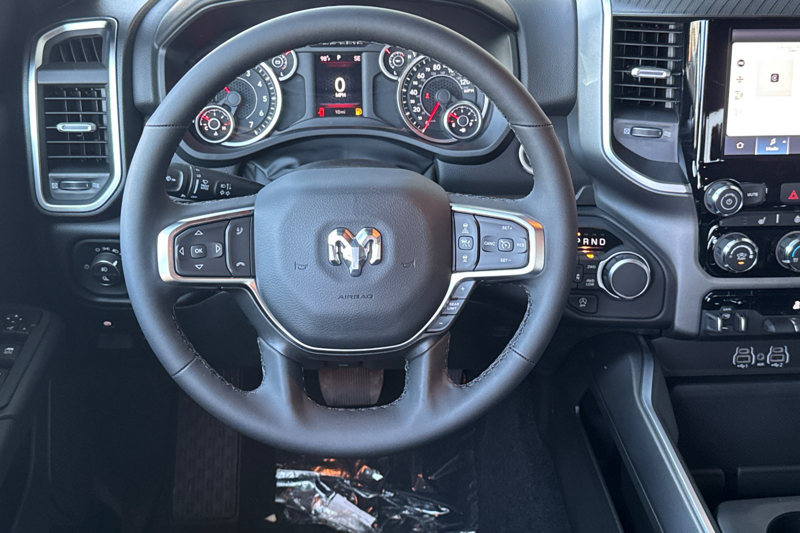 New 2027 RAM 1500 4x4 Crew Cab image 13