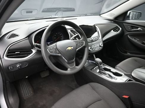 Used 2024 Chevrolet Malibu LT FWD image 11
