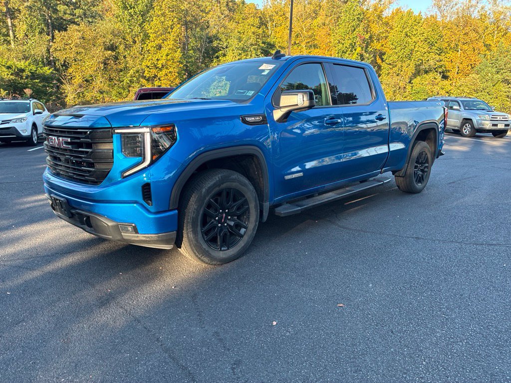 Used 2023 GMC Sierra 1500 Elevation w/ Elevation Premium Package AWD/4WD image 1
