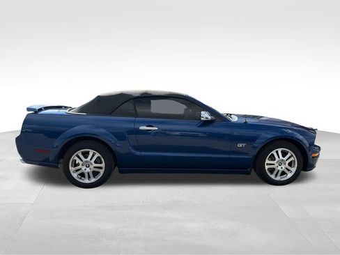 Used 2006 Ford Mustang GT RWD image 4