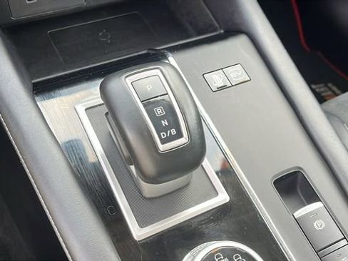 Used 2024 Mitsubishi Outlander Ralliart image 17