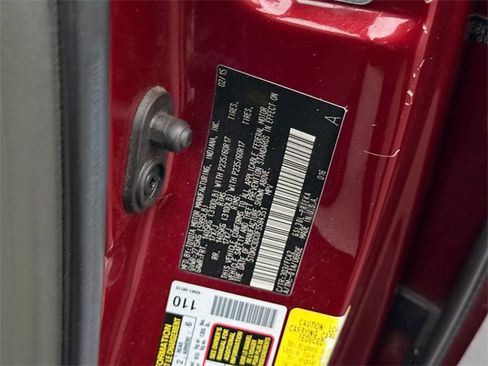 Used 2015 Toyota Sienna LE image 25