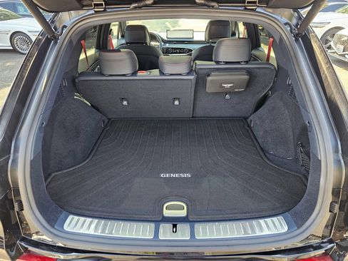 Certified 2025 Genesis GV70 3.5T Sport AWD/4WD image 24